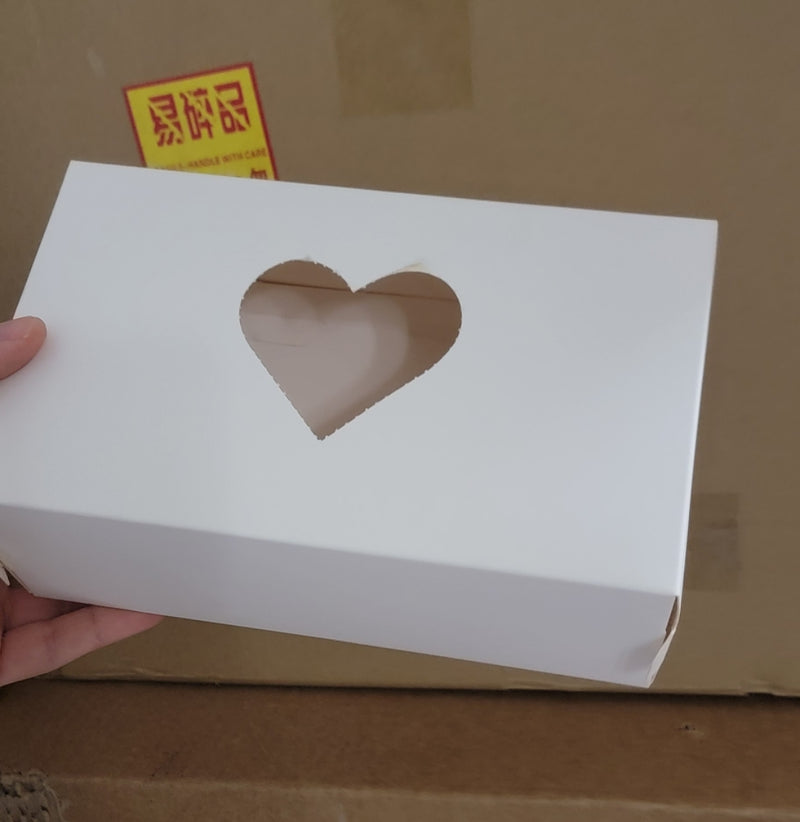 Gift box or tissue box holder