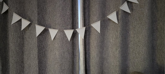 12 pc triangle partner banner with string (Made from felt)