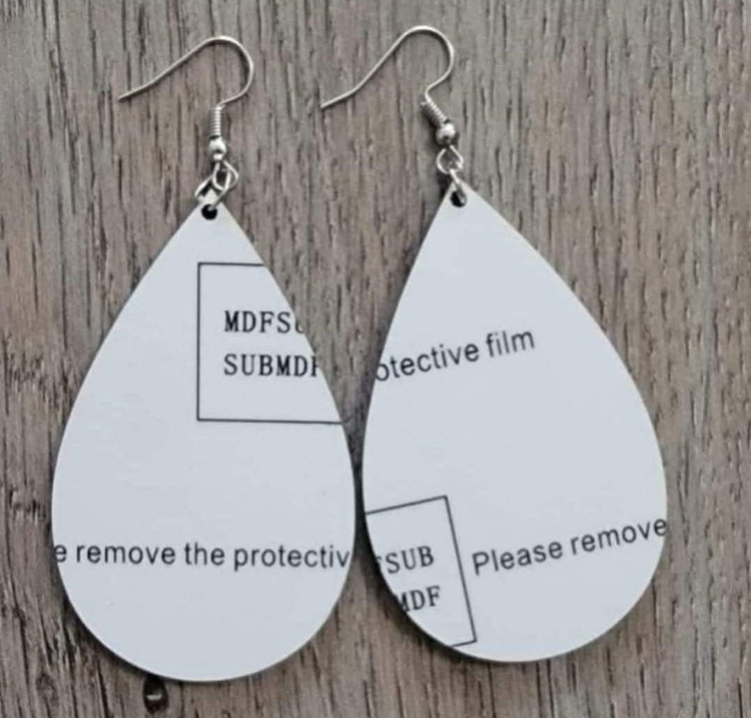 Pack of 30 pairs mdf earrings