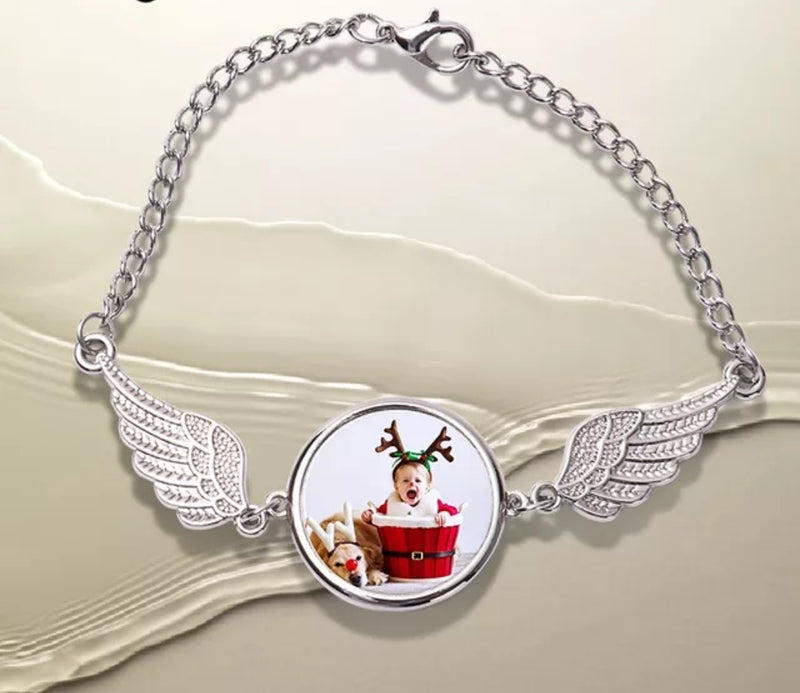 22 pc angel necklace with angel.wing bracelet